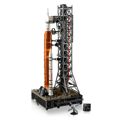 LEGO Icons 10341 NASA Artemis Startrampe
