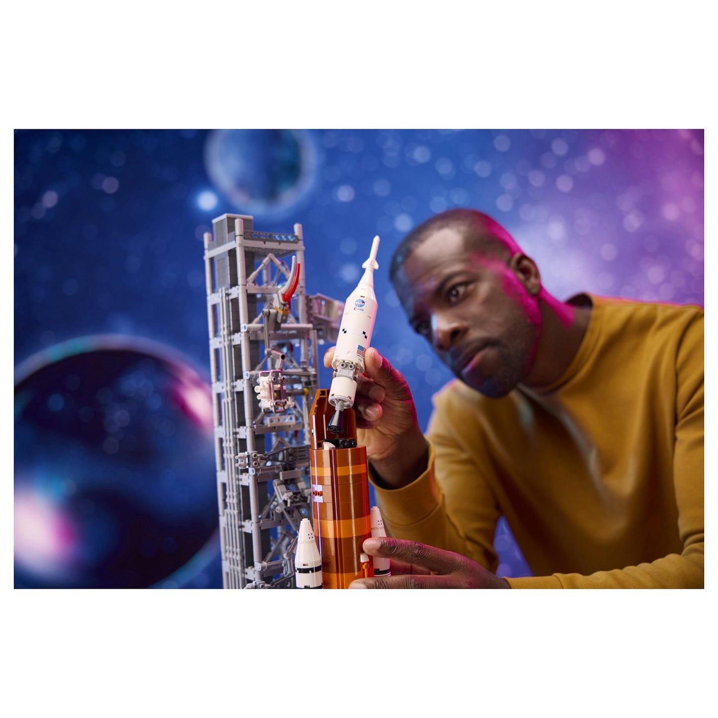 LEGO Icons 10341 NASA Artemis Startrampe