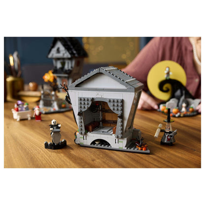 LEGO Ideas 21351 Tim Burtons Film Nightmare Before Christmas