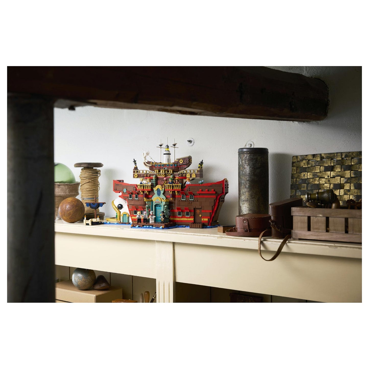 LEGO 75640 One Piece Barati, das Schwimmende Restaurant