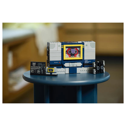 LEGO 10358 Icons Transformers: Soundwave
