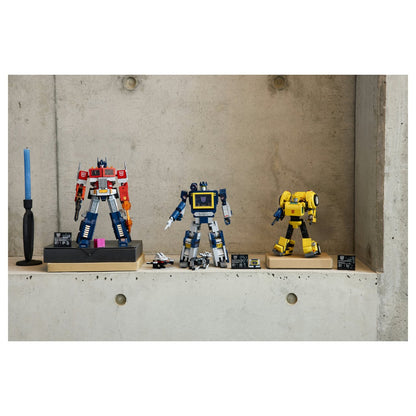LEGO 10358 Icons Transformers: Soundwave