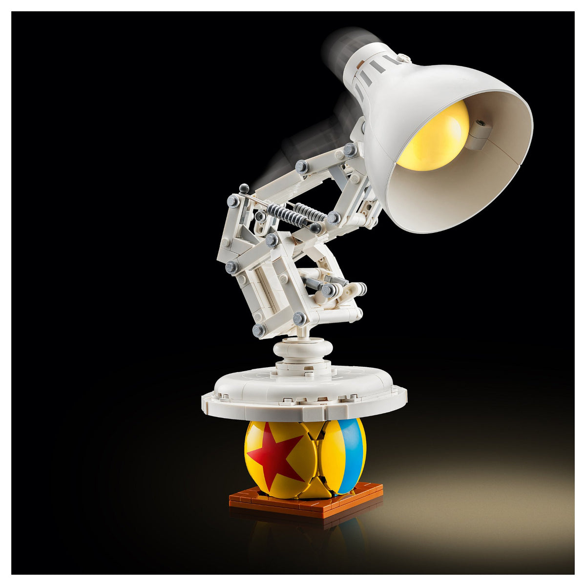 LEGO 21357 Ideas Disney Pixar Luxo Jr.