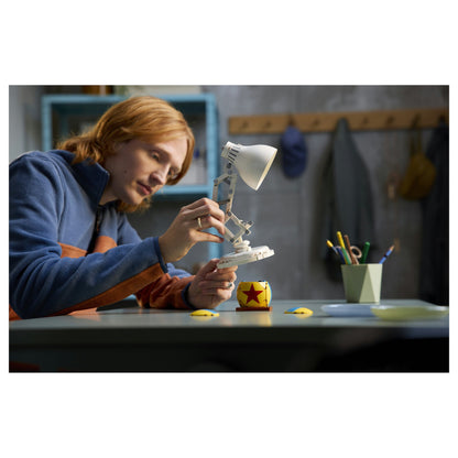LEGO 21357 Ideas Disney Pixar Luxo Jr.