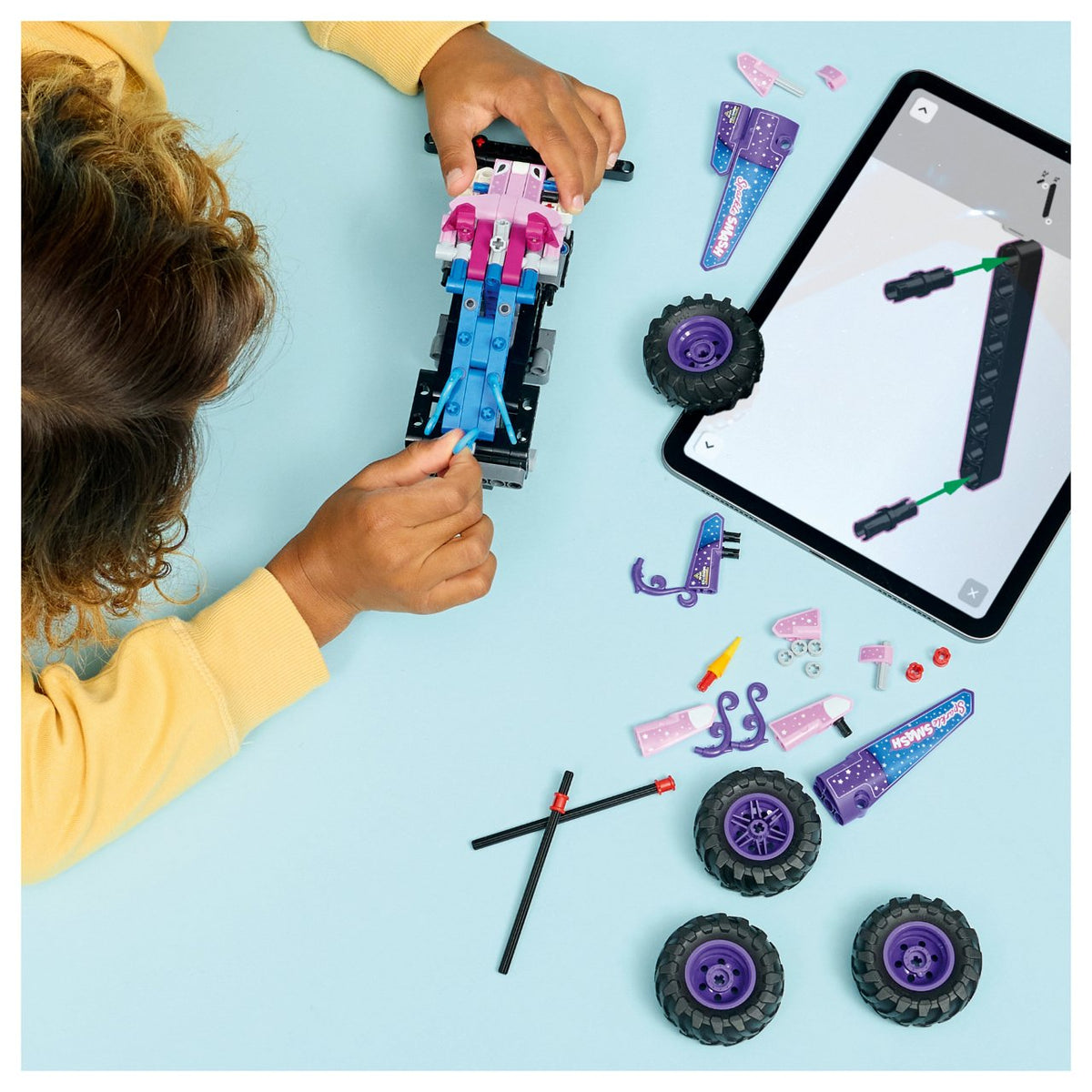 LEGO 42220 Technic Monster Jam Sparkle Smash mit Rckziehmotor