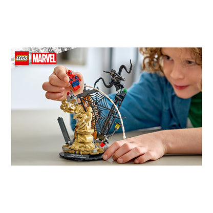 LEGO 76334 Marvel Super Heroes Groer Showdown: Spider-Man vs. Sandman
