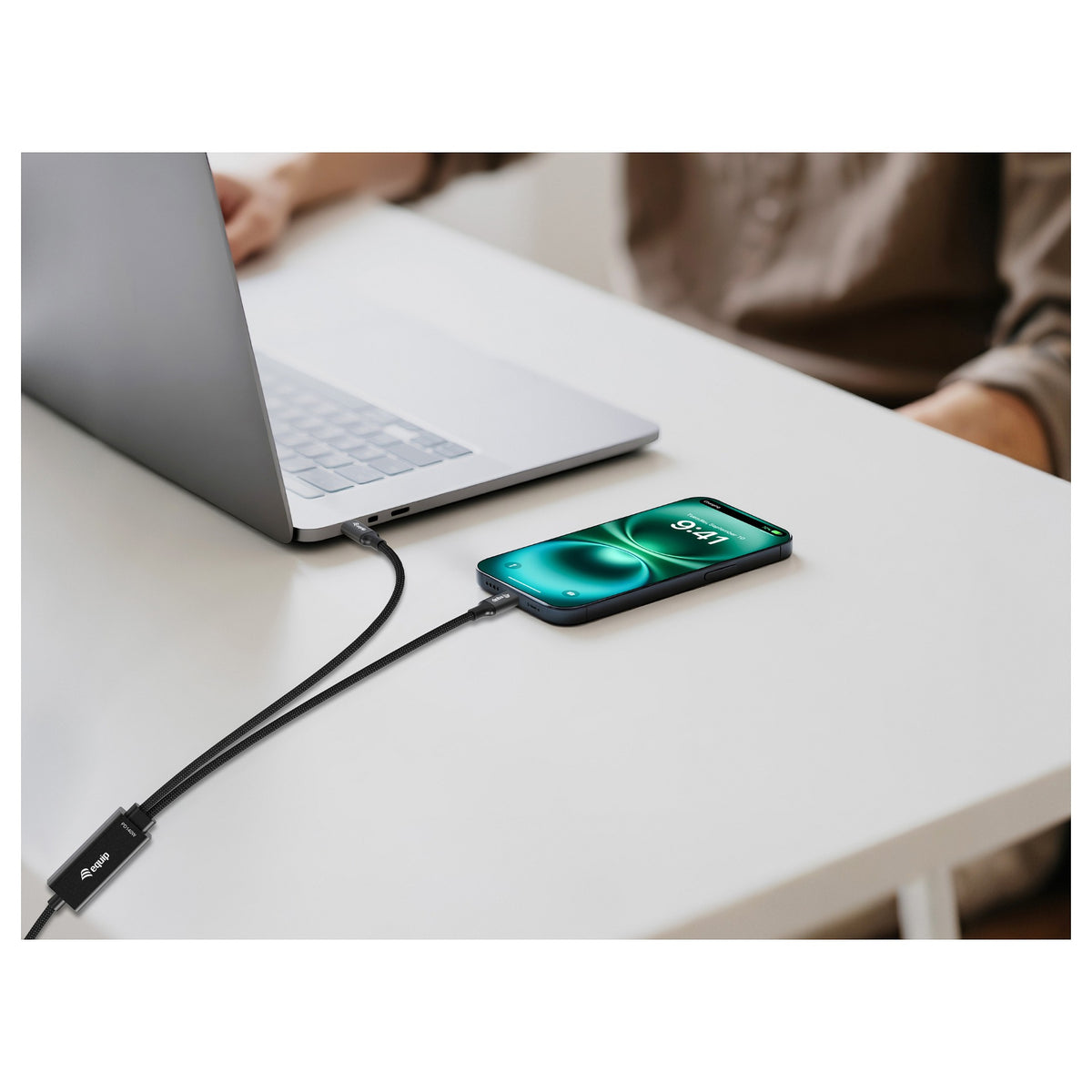 Equip Kabel USB-C4.0->C Y-Kabel PD140W St/St 1.50m schwarz