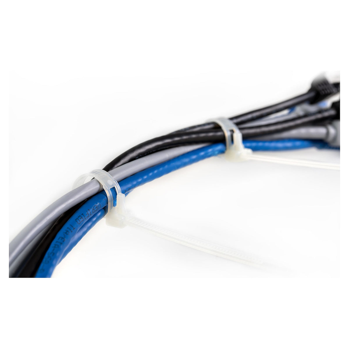 STARTECH.COM Kabelbinder - 254x7mm wiederverwendbar lsbare Nylonbinder Innen- und Aussenbereich 94V-2/UL weiss 100 Stck