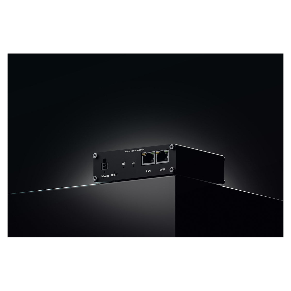 TELTONIKA NETWORKS RUTM30 DUAL SIM eSIM 5G/4G/LTE/3G Router