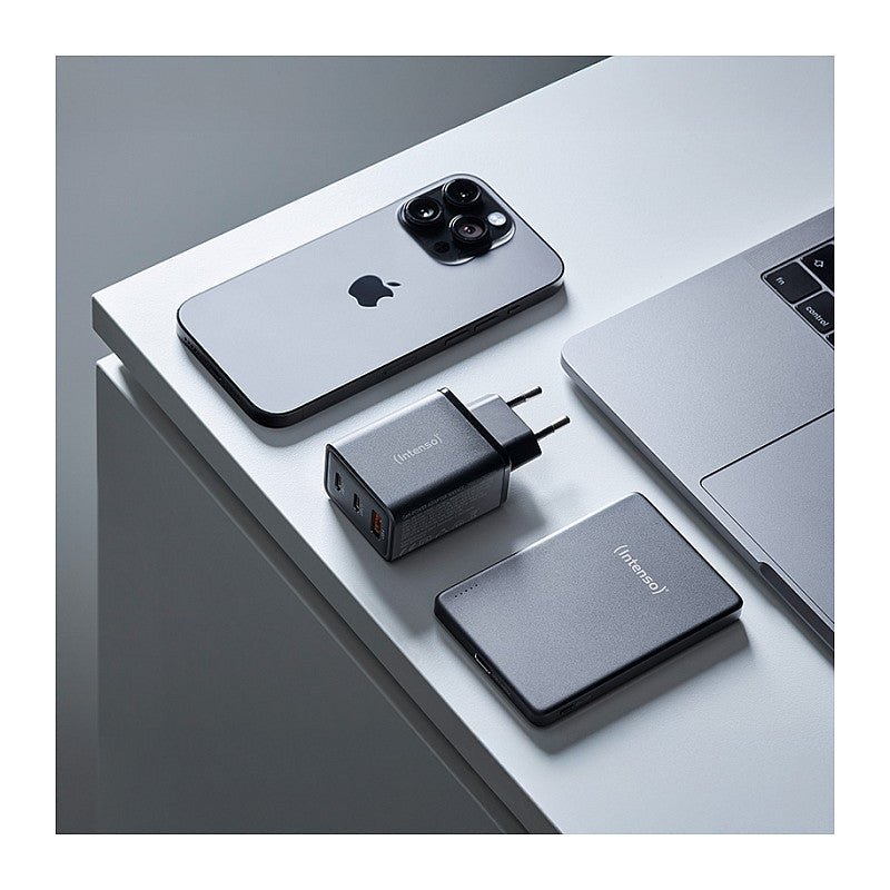 Intenso Power Adapter W65ACC Gan, Schwarz 65 Watt Netzteil, Zwei USB-C Anschlüsse und einem USB-A Anschluss