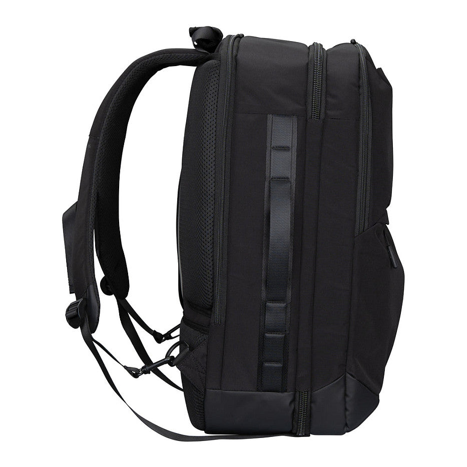 Targus 15.6" Lightweight Travel Backpack -Black