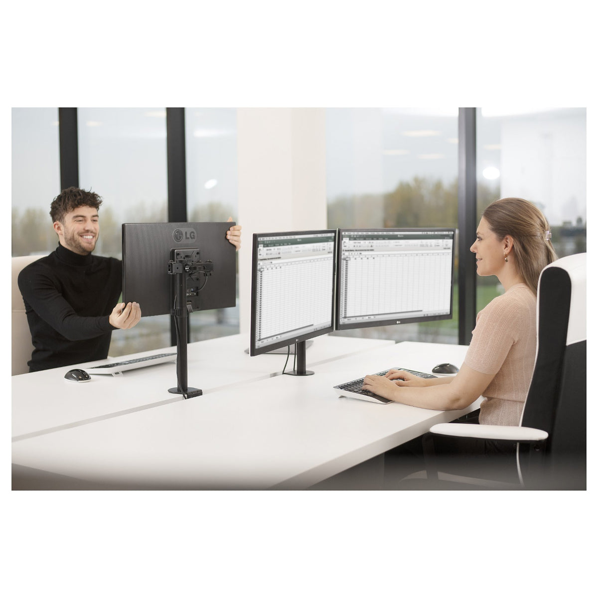Monitor-Tischhalterung - passend fr Displays von 13 bis 27" mit VESA-Gren 75 x 75 oder 100 x 100