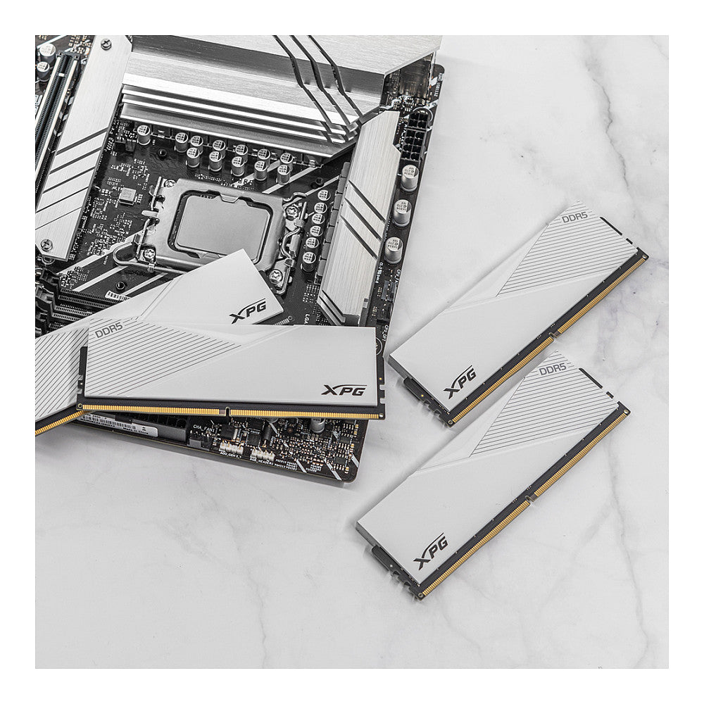 32GB ADATA DIMM 6000 (2x 16 GB) Dual-Kit (wei, AX5U6000C3016G-DCLARWH, Lancer RGB, INTEL XMP)