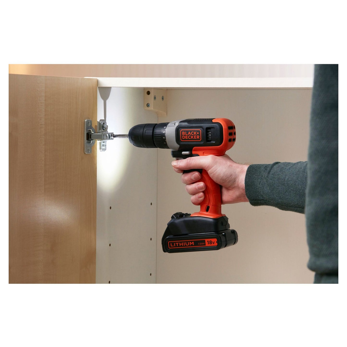 Black&Decker Akku-Bohrschrauber 18V 1.5Ah BCD001C1