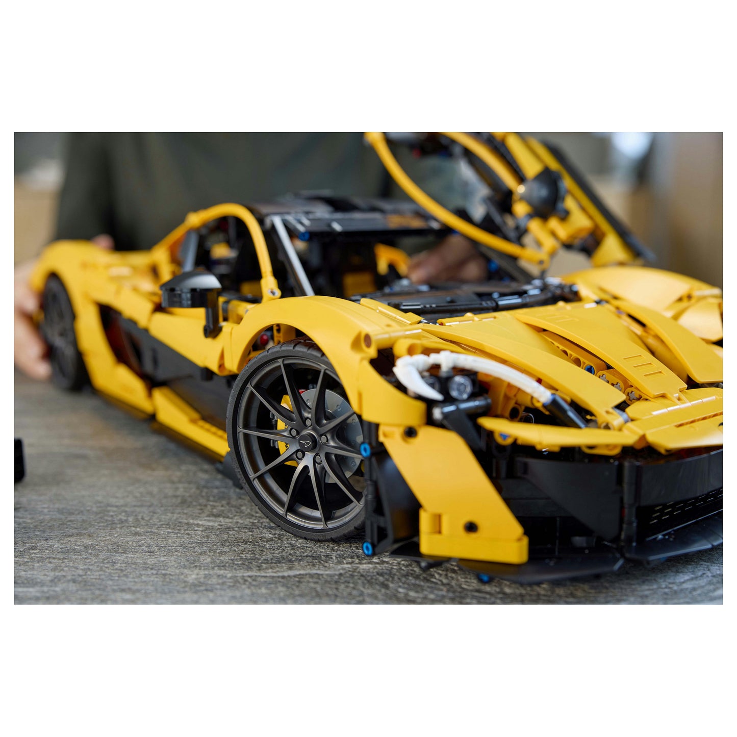 LEGO Technic McLaren P1