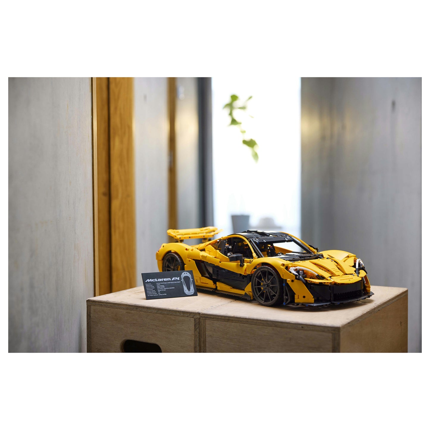 LEGO Technic McLaren P1