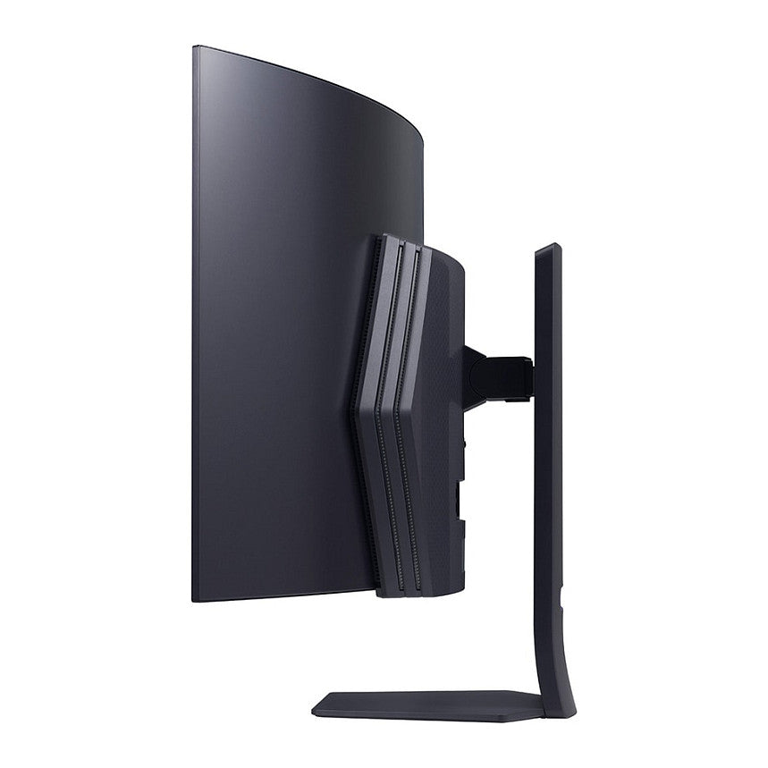 LG 45" 45GS95QX-B UltraGear Curved OLED 21:9