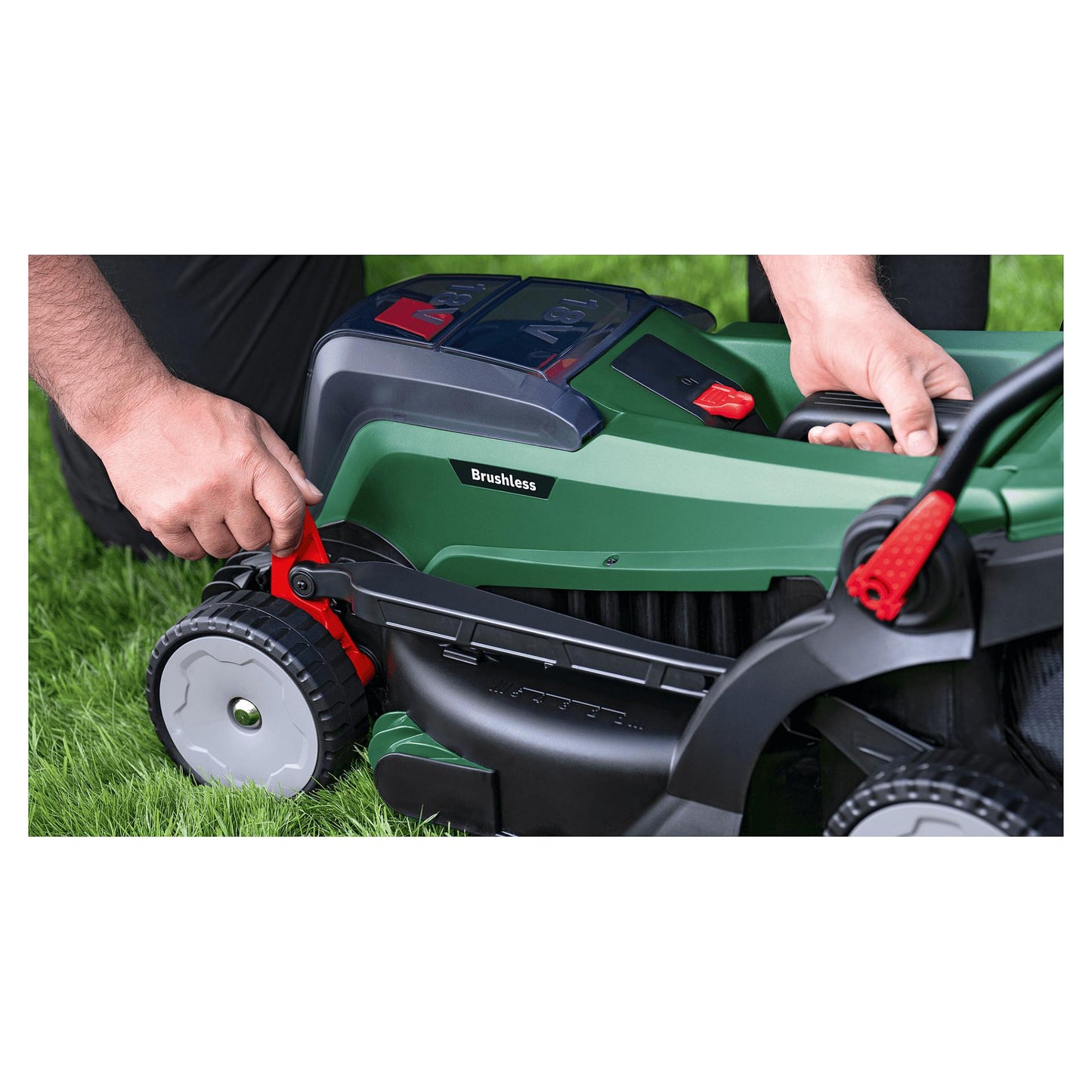Bosch UniversalRotak 18V-37-550 Akku-Rasenmäher
