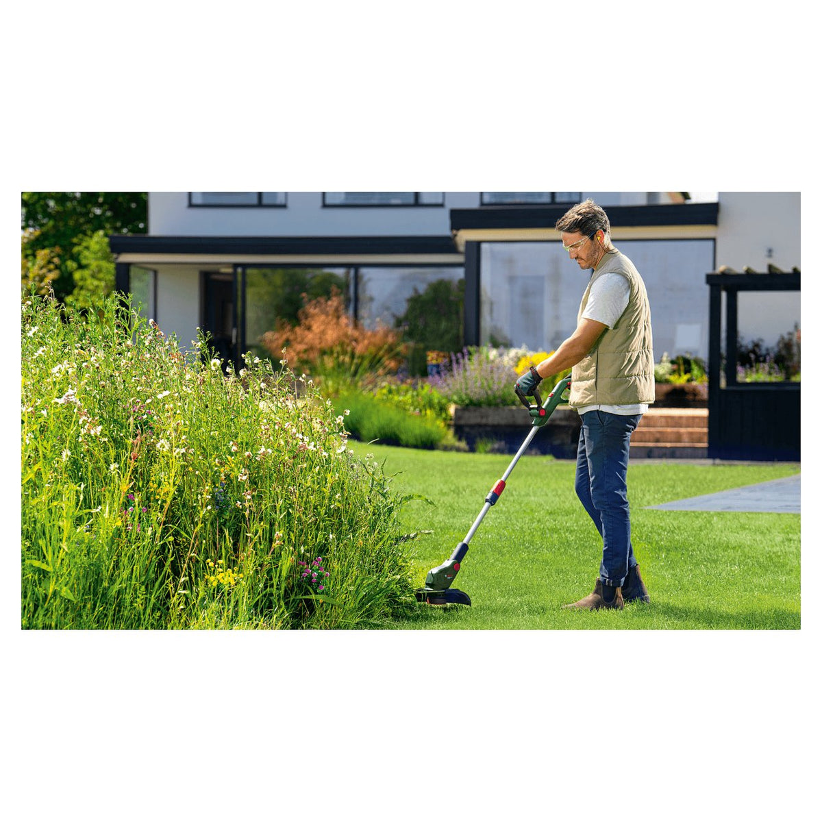 Bosch UNIVERSALGRASSCUT 18V-26- 500