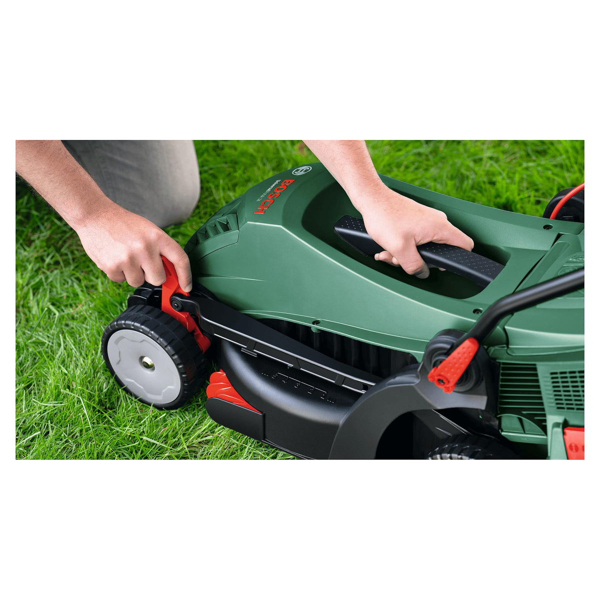 Bosch UniversalRotak 34-405 Rasenmäher