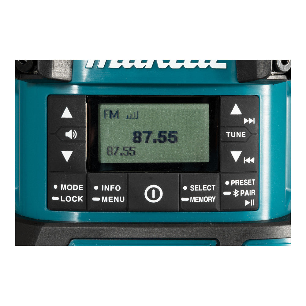Makita DMR056 Akku-Radio mit Laterne