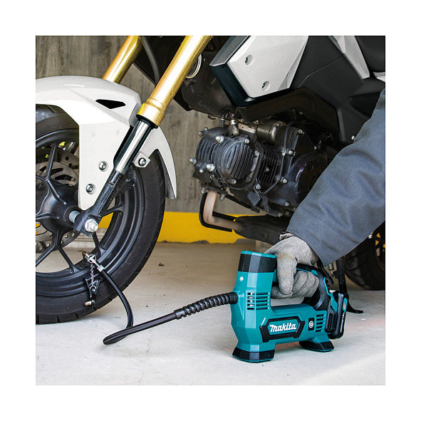Makita MP100DZ Akku-Kompressor