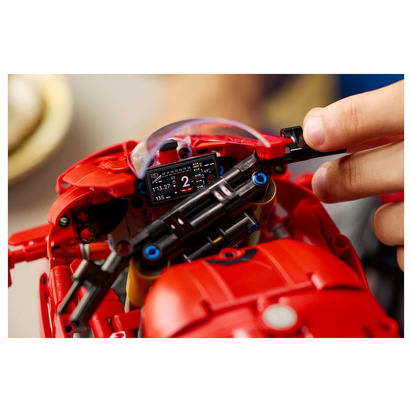 LEGO 42202 Technic Ducati Panigale V4 S Motorrad