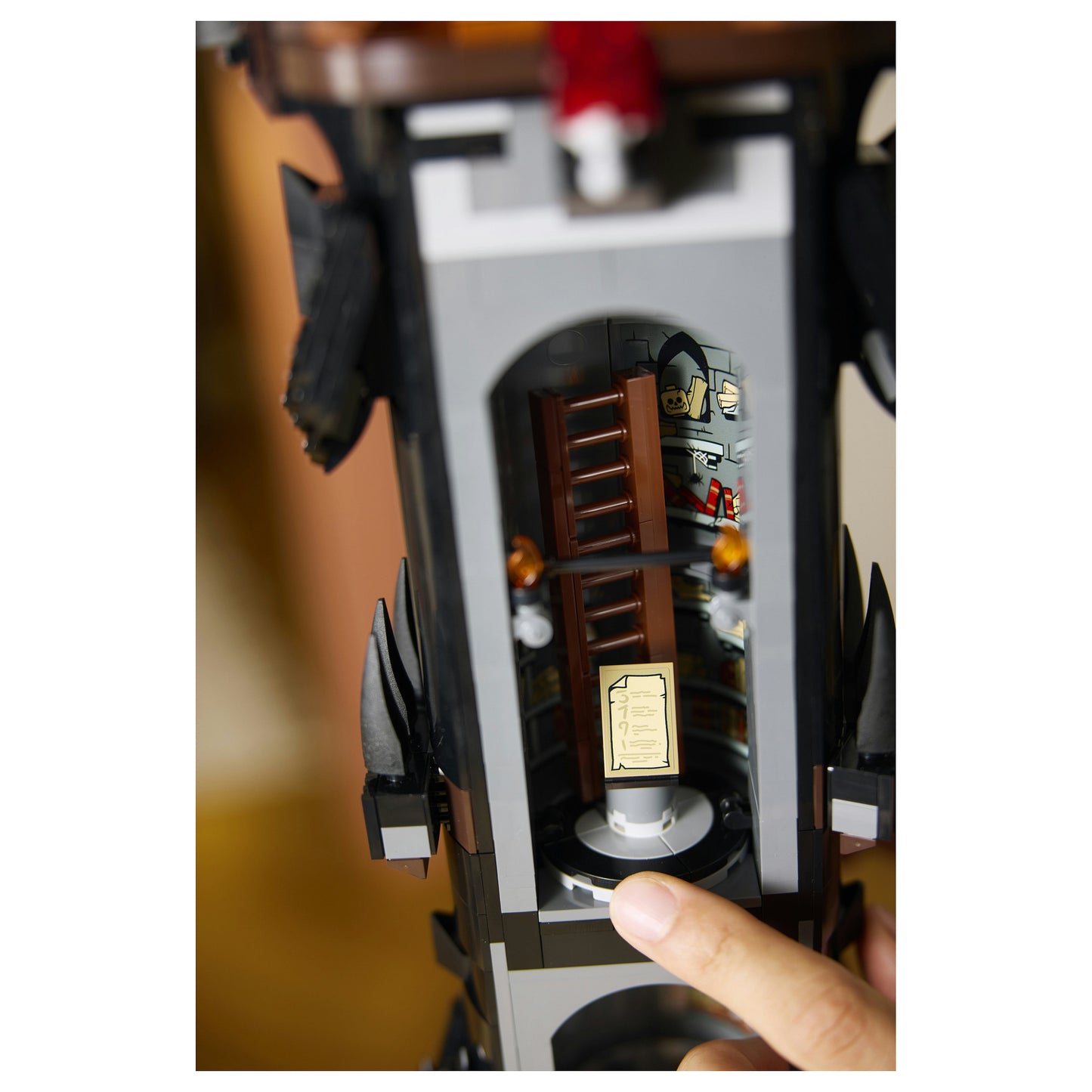 LEGO Icons - Der Herr der Ringe - Barad-dûr