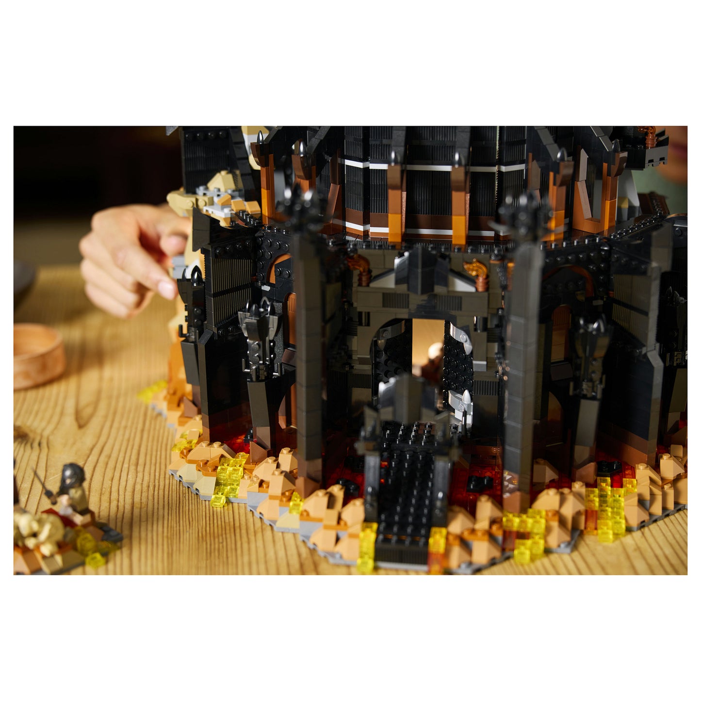 LEGO Icons - Der Herr der Ringe - Barad-dûr