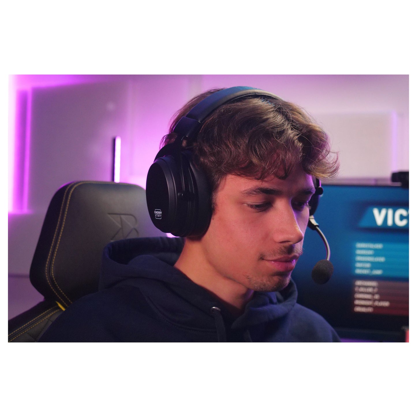 Cherry XTRFY H3 Gaming Headset Wireless