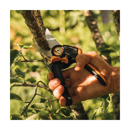 Fiskars Bypass-Gartenschere X-series L P961