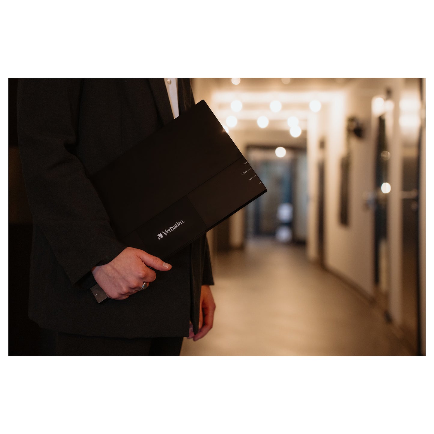 Verbatim PMT-15 Portable Touchscreen Monitor 15.6" FullHD