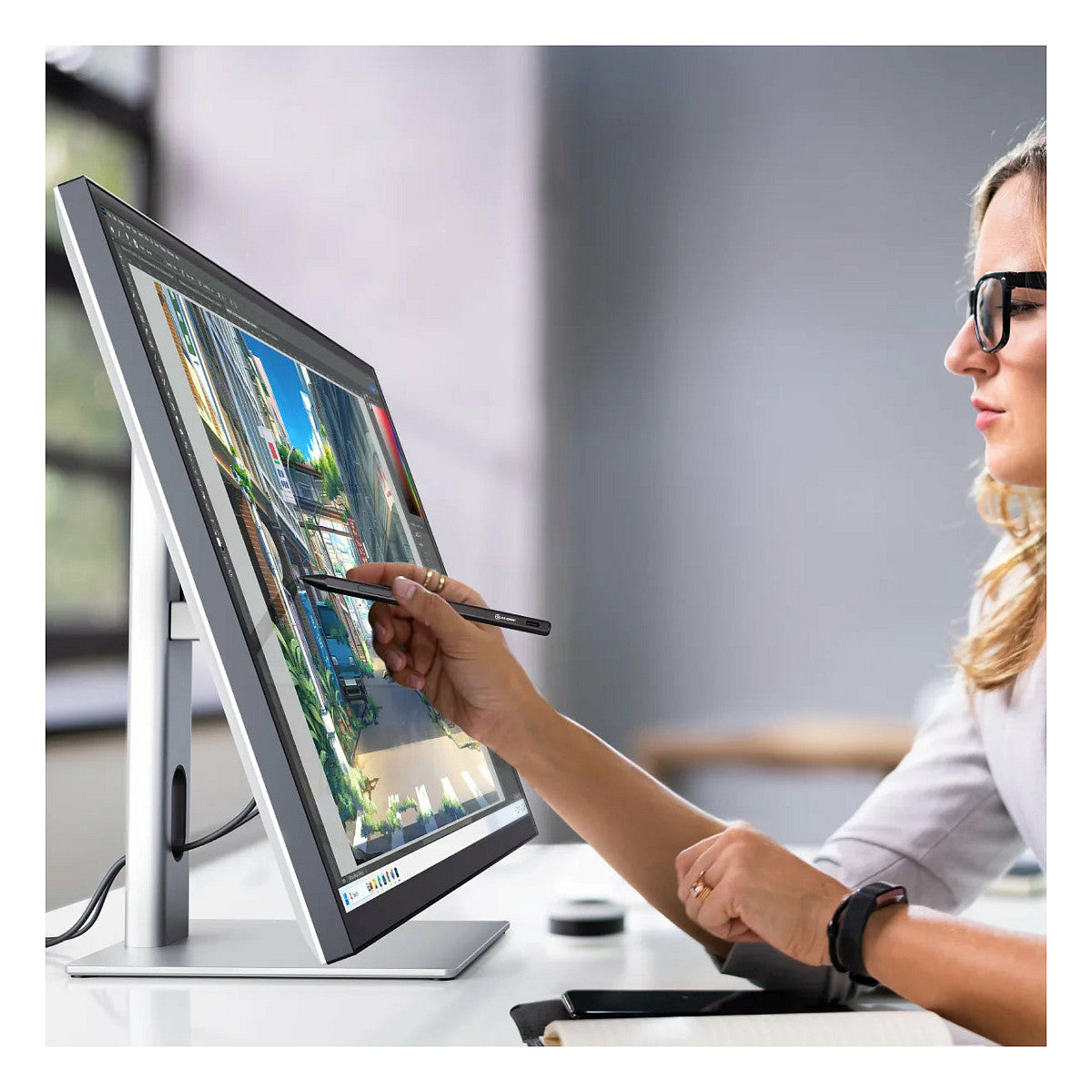 Alogic Clarity Max Touch 32 UHD 4K Monitor with 65W + 8MP Webcam