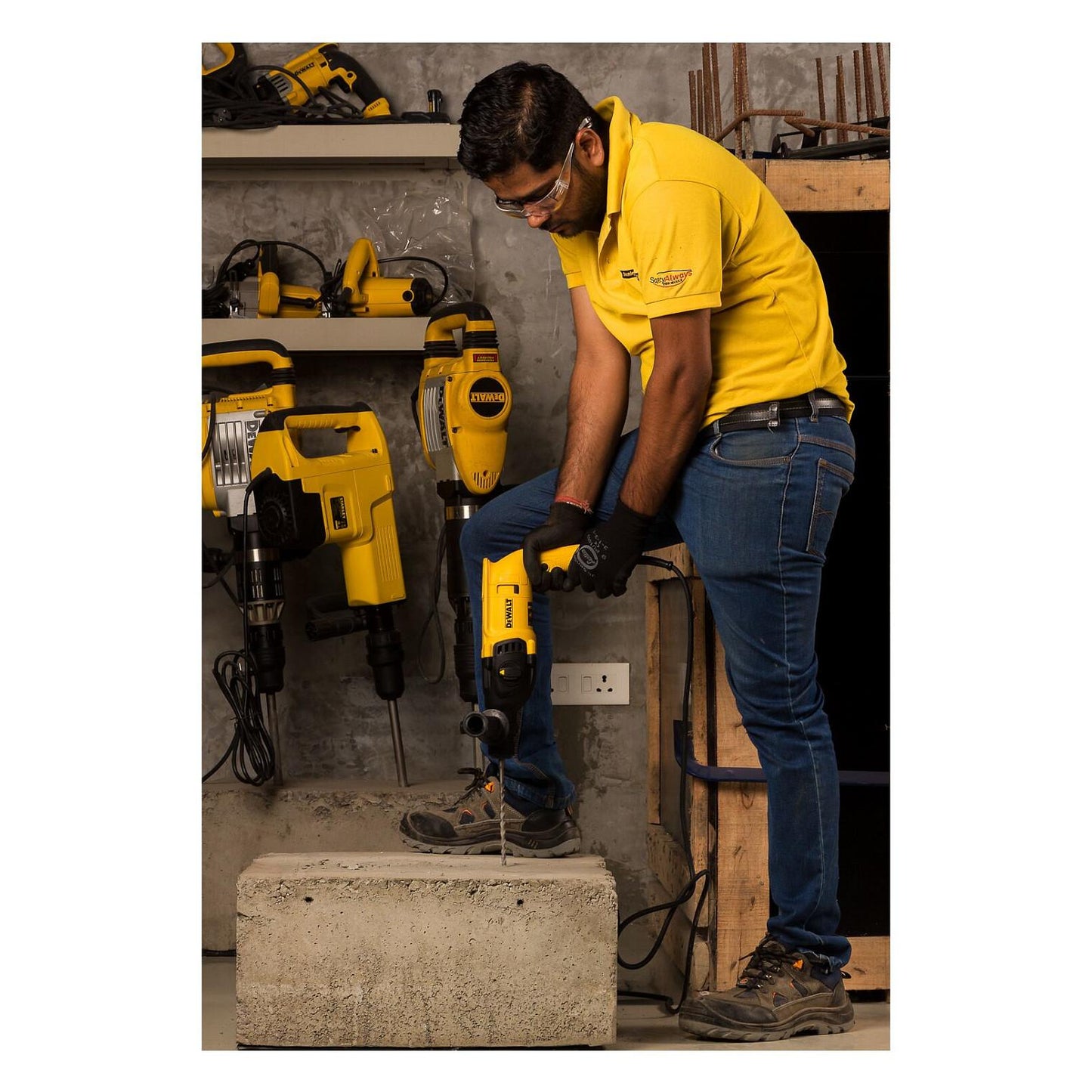 DEWALT Kombihammer SDS-plus 26mm 800Watt