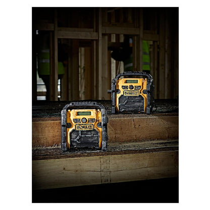 DEWALT Akku- und Netz-Radio fuer 10.8 - 18V