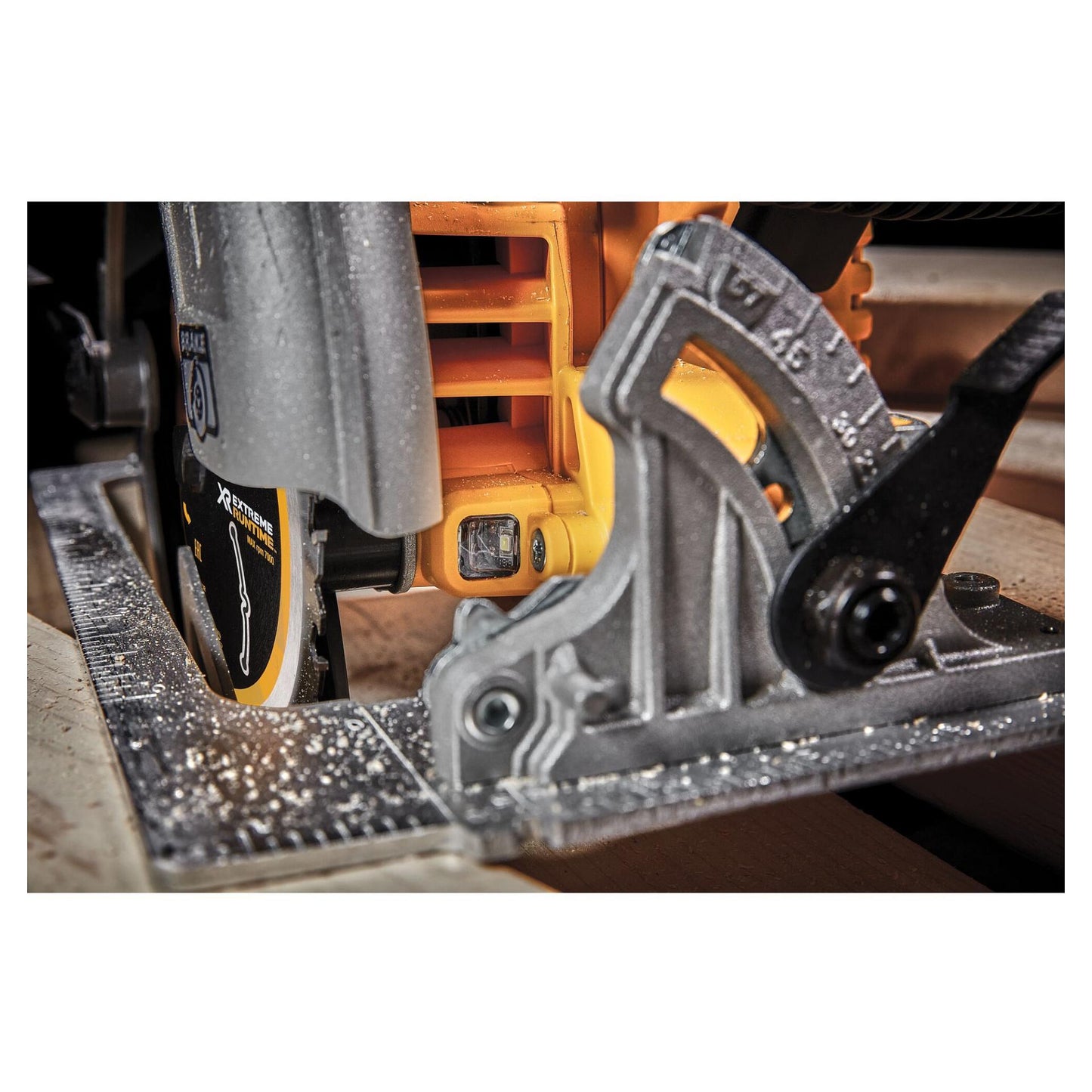 DEWALT Akku-Handkreissaege 18V. Basisv.