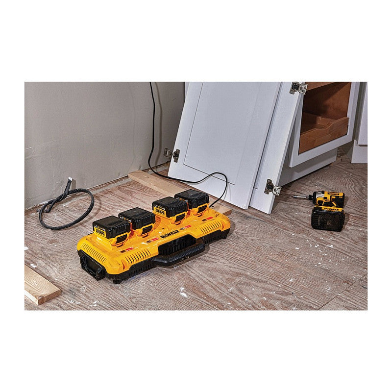 DEWALT Vierfach-Schnelladegeraet