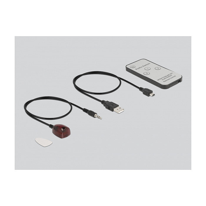 DELOCK S/PDIF TOSLINK Switch 3 In 1 Out mit IR-Fernbedienung und USB Stromversorgung