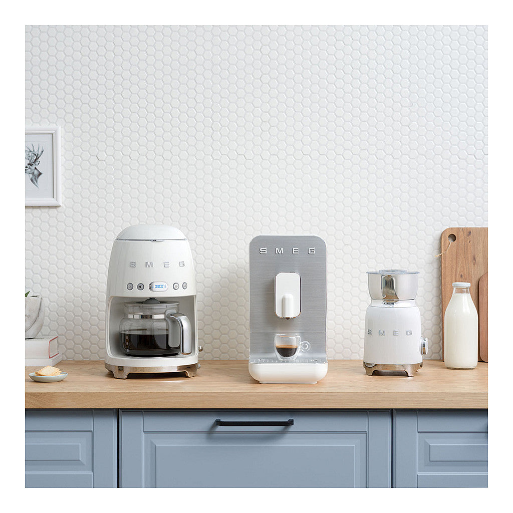 SMEG Espressomaschine BCC11WHMEU weiß/grau