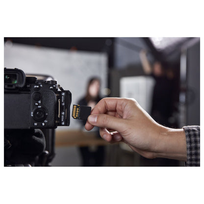 CARD Card 256GB Kingston XC React+ 280R/150W Reader retail retail