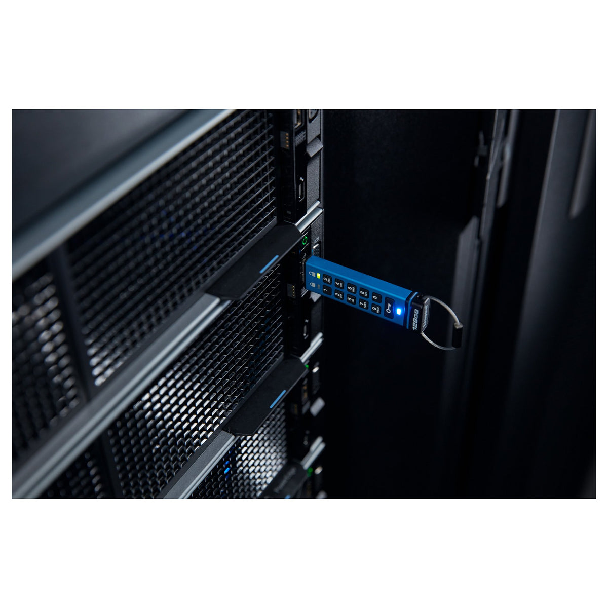 STICK 128GB Kingston IronKey Keypad 200C AES-256 USB-C retail