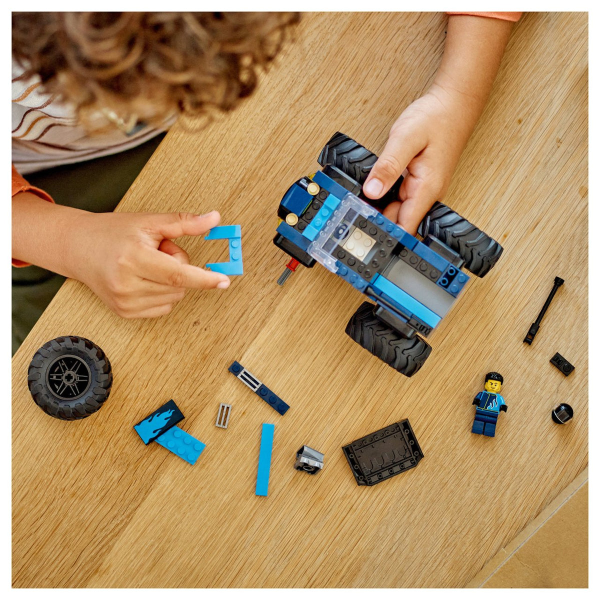 LEGO 60402 City Blauer Monstertruck