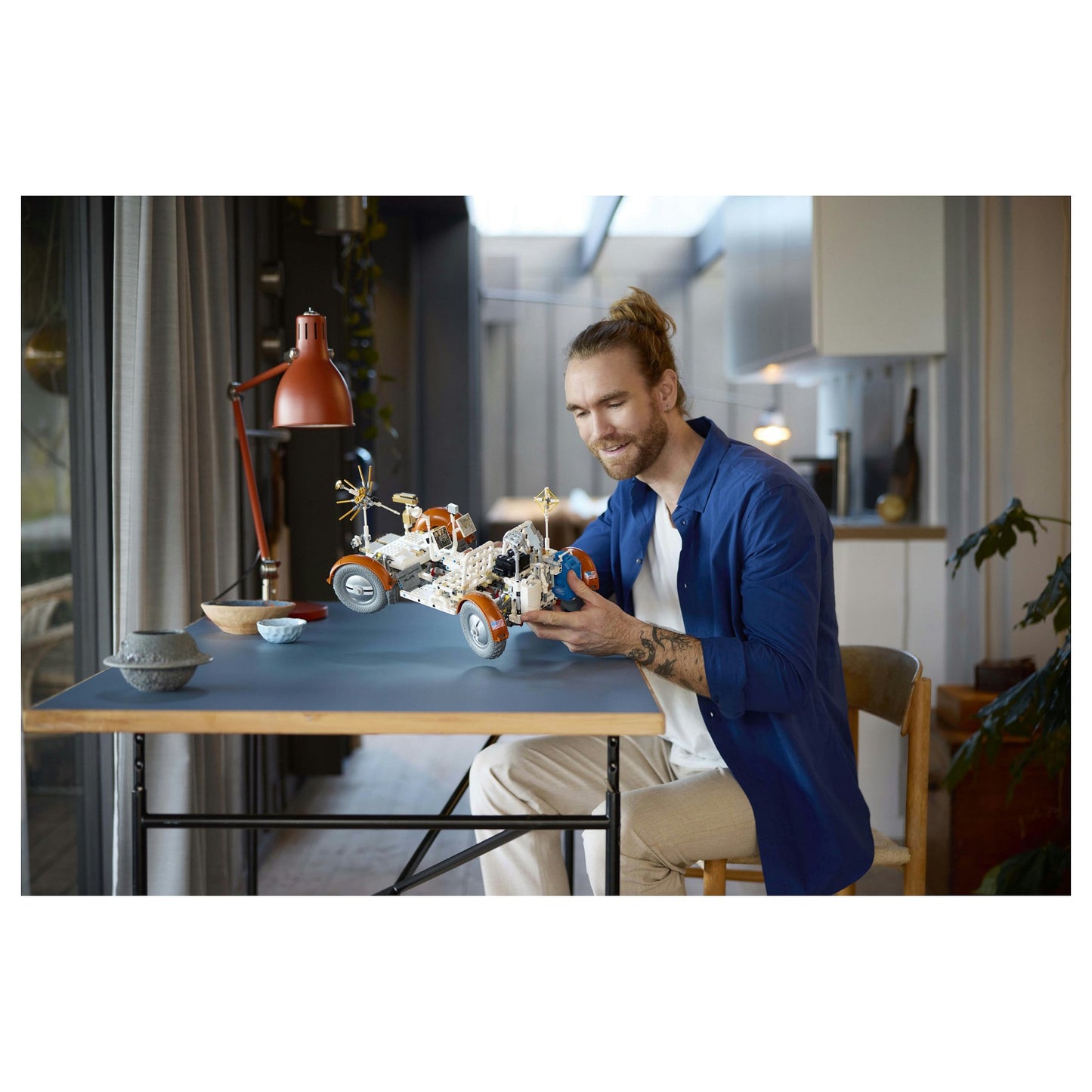 LEGO 42182 Technic NASA Apollo Lunar Roving Vehicle (LRV)