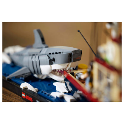 LEGO 21350 Ideas Der weie Hai