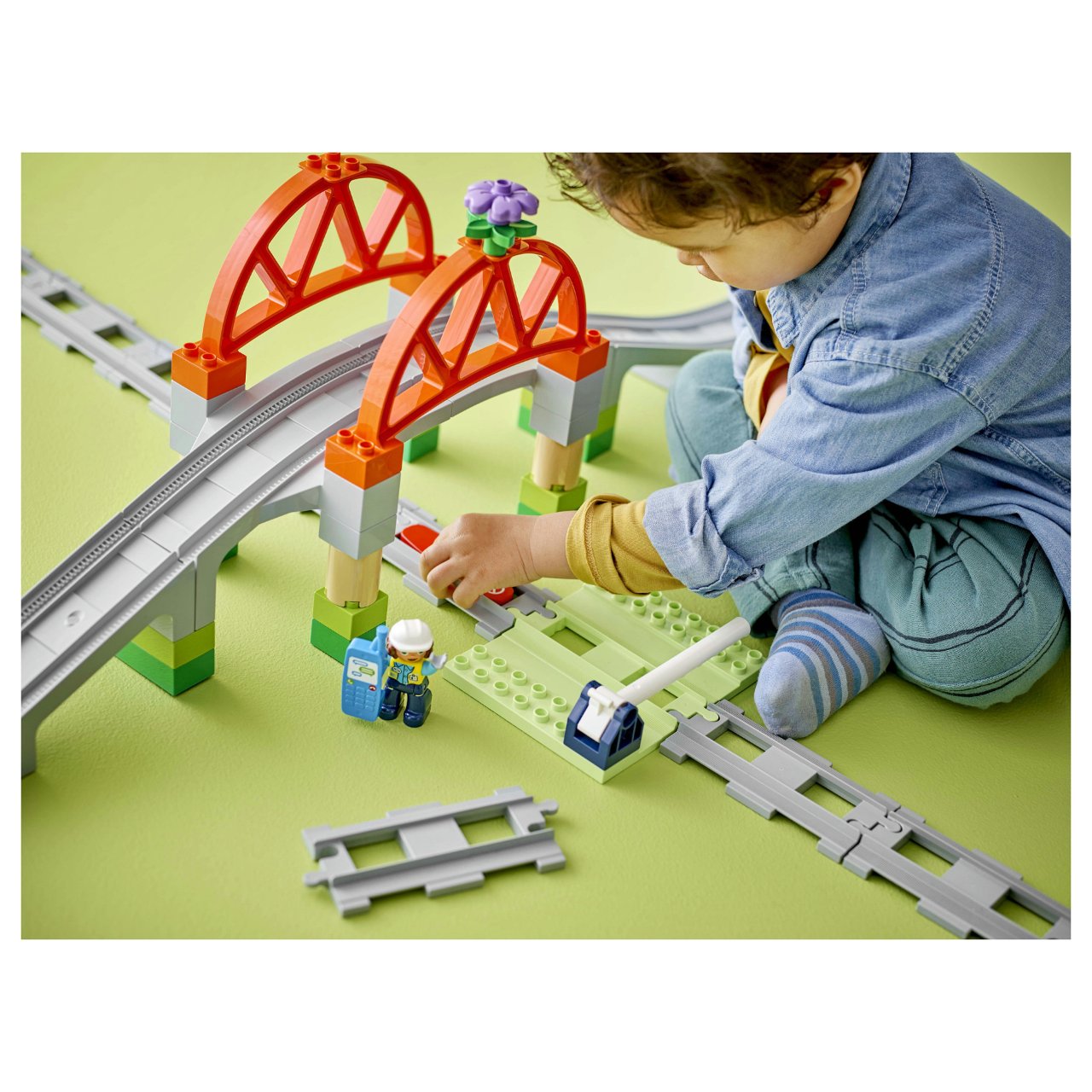 LEGO 10426 DUPLO Town Eisenbahnbrcke und Schienen - Erweiterungsset