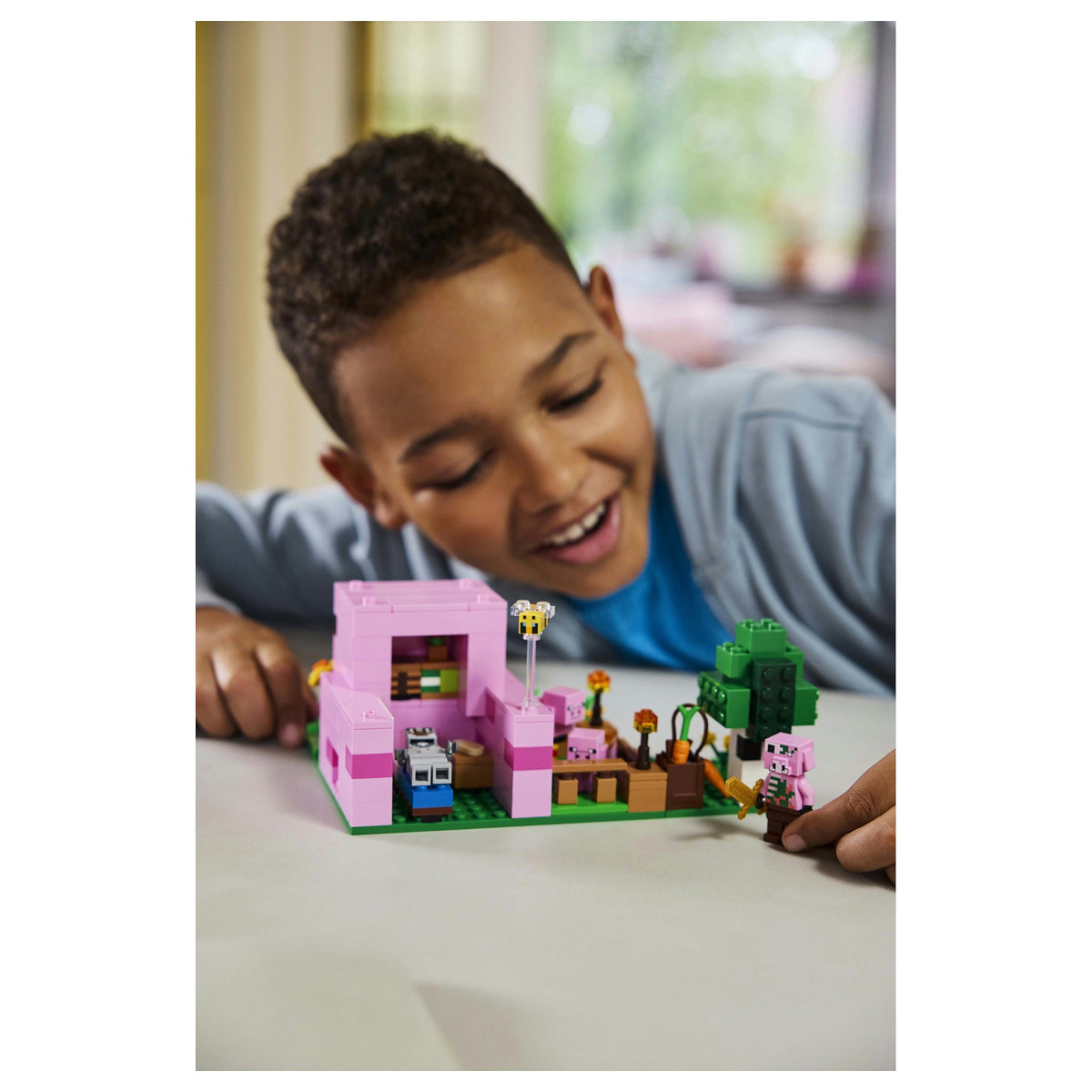 LEGO 21268 Minecraft Das Babyschwein-Haus