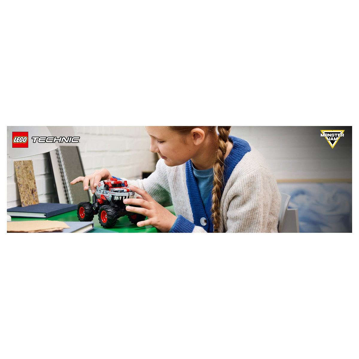 LEGO 42200 Technic Monster Jam ThunderROARus