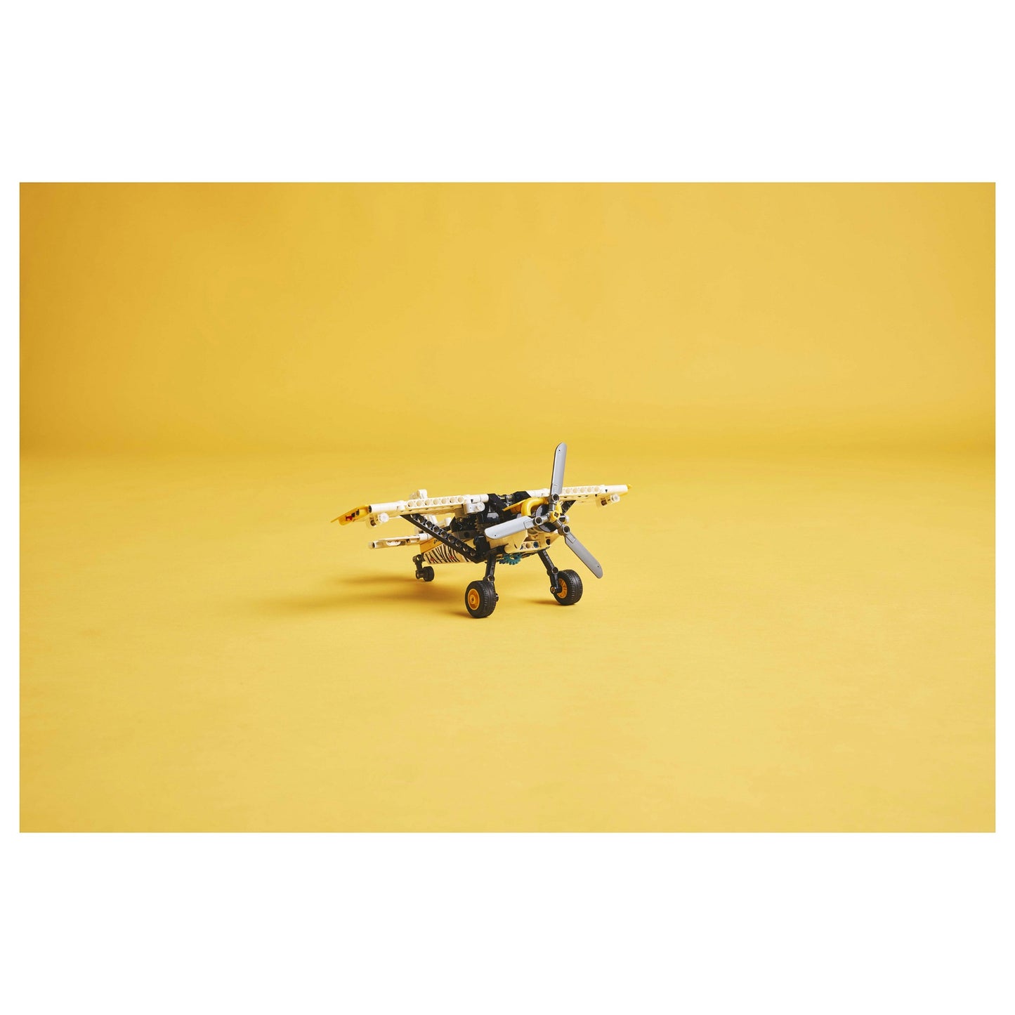 LEGO 42198 Technic Propellerflugzeug