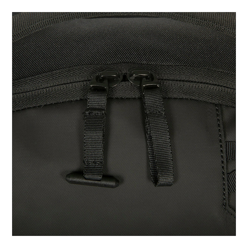 TARGUS COMMUTER BACKPACK