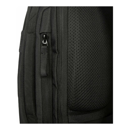 TARGUS COMMUTER BACKPACK